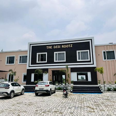 The Desi Rootz Hotel And Restaurant Ramnagar  Exterior photo