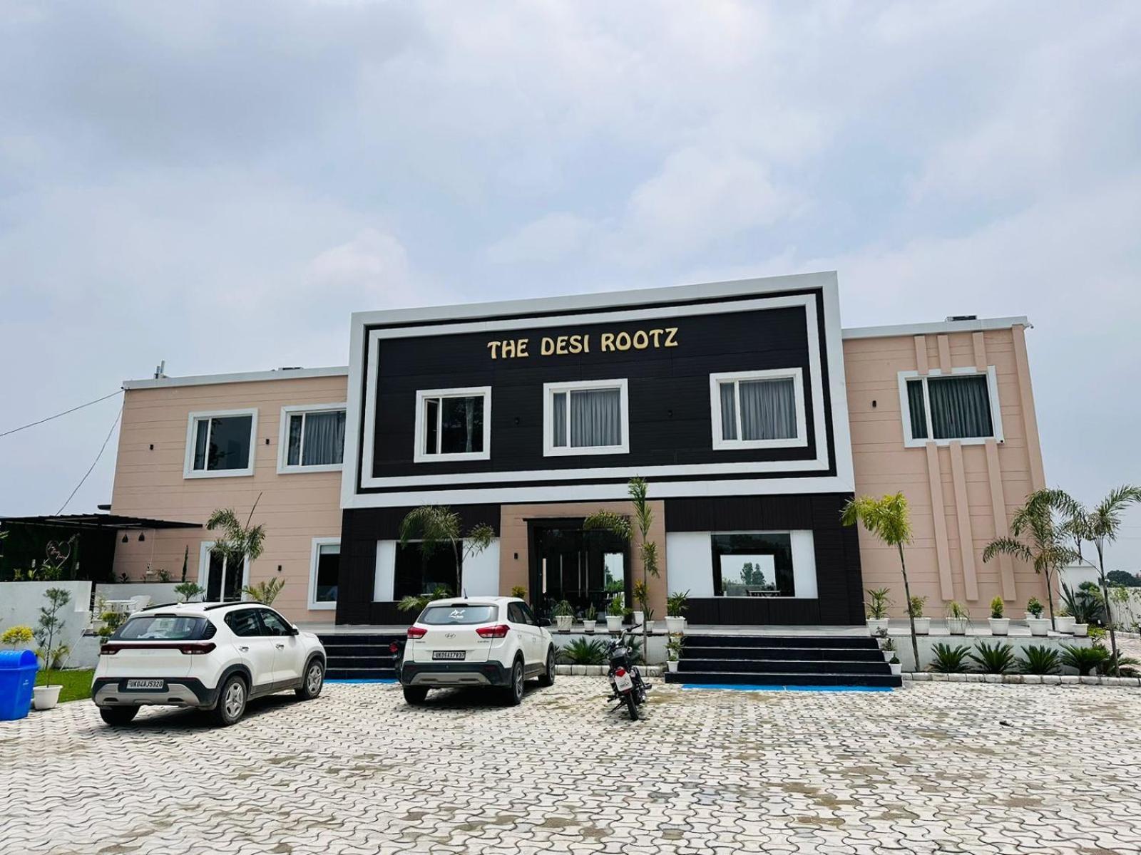 The Desi Rootz Hotel And Restaurant Ramnagar  Exterior photo